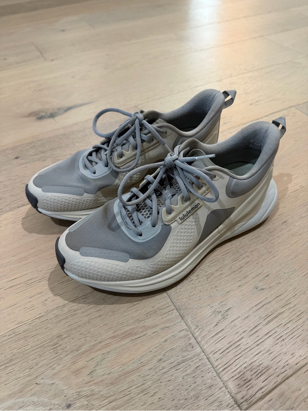 lululemon athletica Women's Gray and Cream Trainer Sneakers